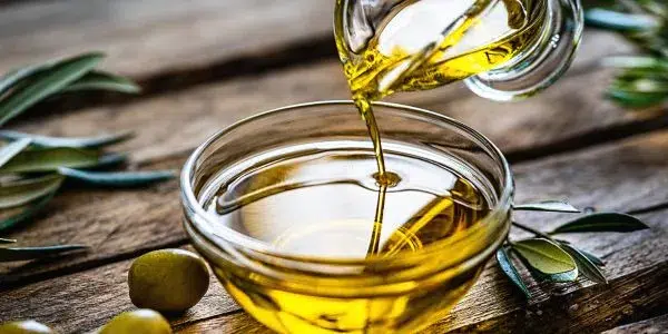 The Role of PUFA, Vitamin E, and EVOO in a Healthy Diet