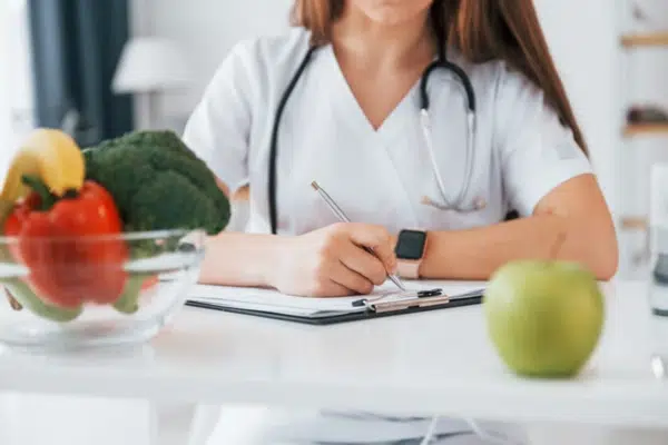 Dietician for Weight Loss in Krishna Nagar