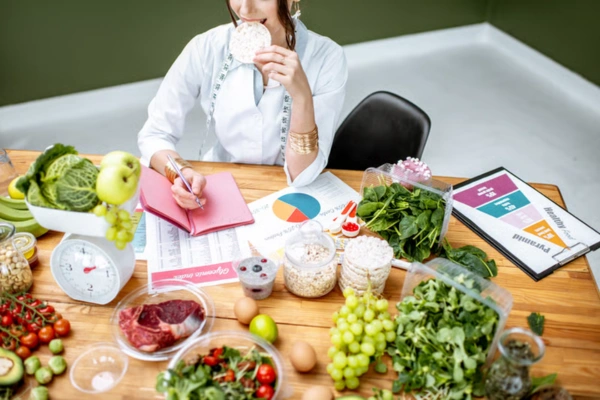 Dietician for Weight Loss in Vaishali